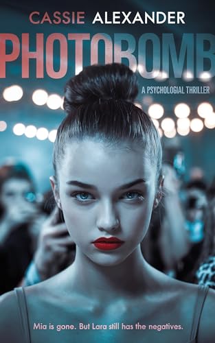 Photobomb--A-Psychological-Thriller-by-Cassie-Alexander-PDF-EPUB.jpg
