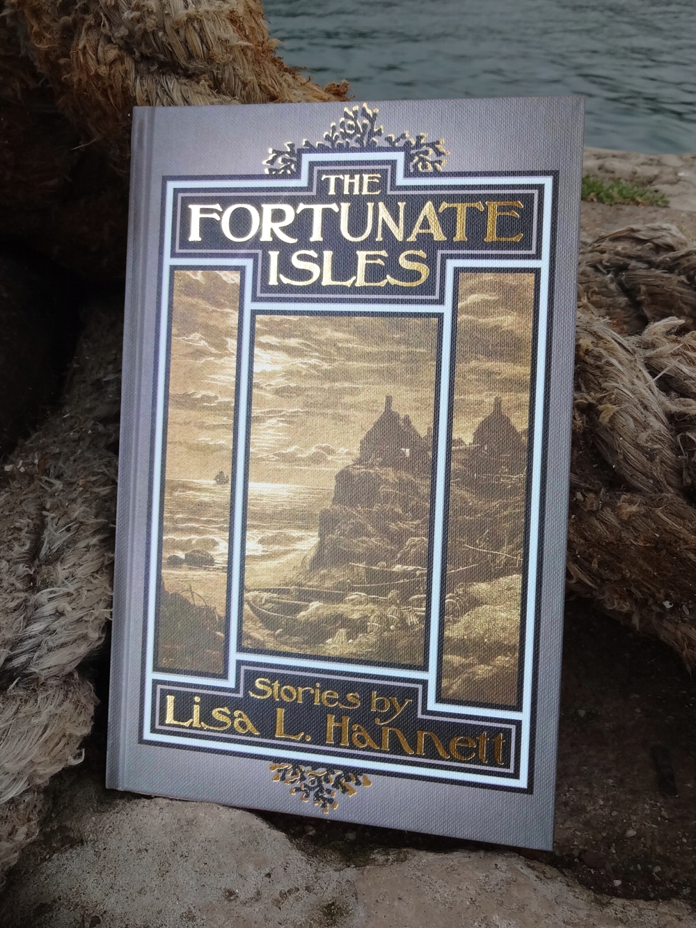 The-Fortunate-Isles-by-Lisa-L-Hannett-PDF-EPUB.jpg